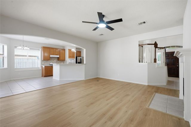 6165 Darlington Ct Court, League City, TX 77573