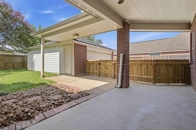 6165 Darlington Ct Court, League City, TX 77573