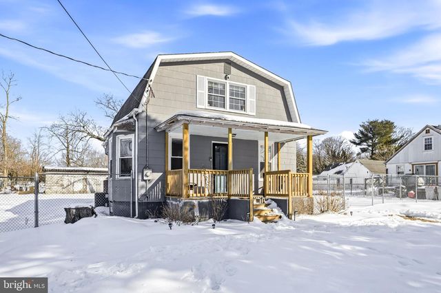 714 E BUTLER AVE, Vineland, NJ 08361