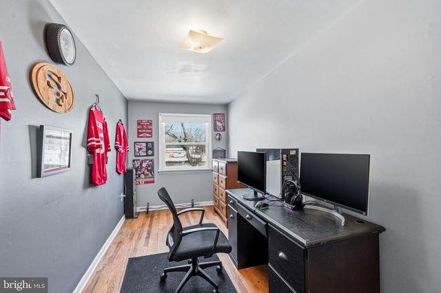 714 E BUTLER AVE, Vineland, NJ 08361