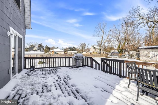 714 E BUTLER AVE, Vineland, NJ 08361