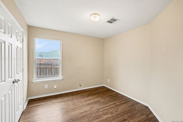 6530 Ithaca Fls, San Antonio, TX 78239