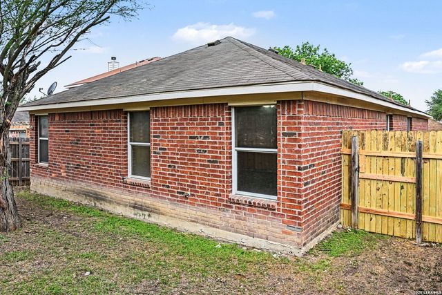 6530 Ithaca Fls, San Antonio, TX 78239