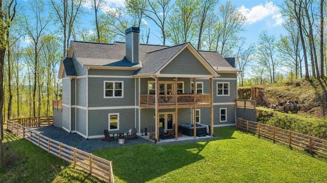 218 Oak Wood Lane, Ellijay, GA 30540