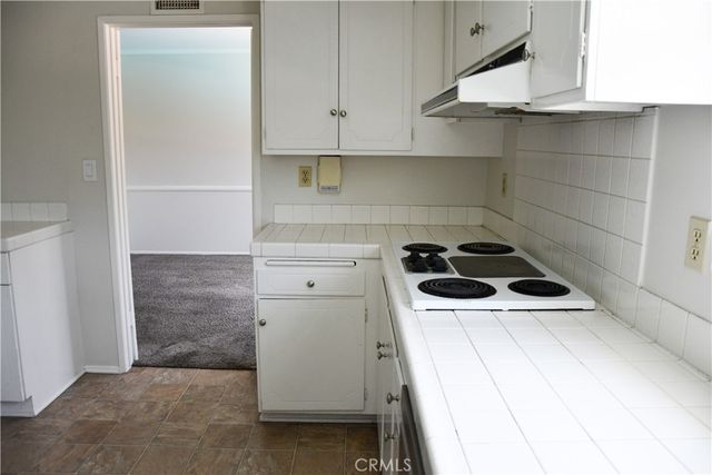 522 E Collins, Orange, CA 92867