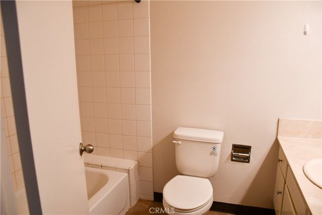 522 E Collins, Orange, CA 92867