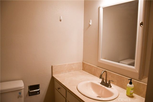 522 E Collins, Orange, CA 92867