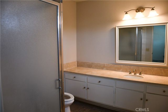 522 E Collins, Orange, CA 92867