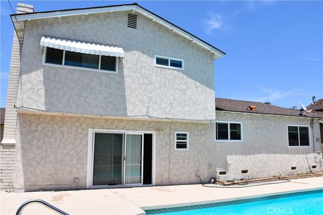 522 E Collins, Orange, CA 92867