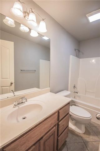 9 Hillswick Drive, Bella Vista, AR 72715