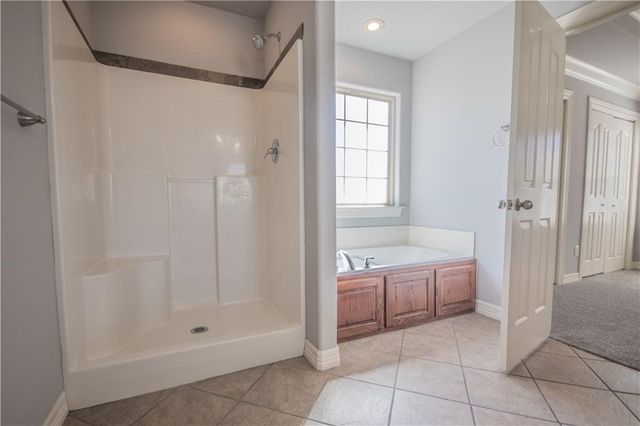 9 Hillswick Drive, Bella Vista, AR 72715