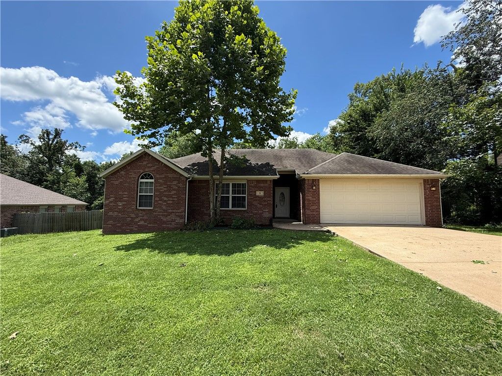 9 Hillswick Drive, Bella Vista, AR 72715
