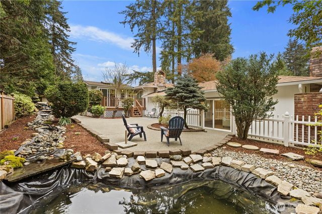 15212 Cascadian Way, Lynnwood, WA 98087
