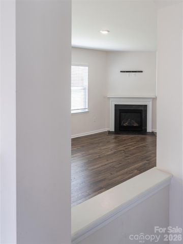 907 Newport Court, Asheville, NC 28806