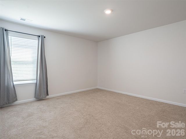 907 Newport Court, Asheville, NC 28806