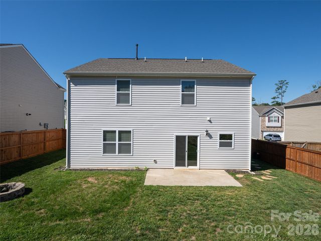 907 Newport Court, Asheville, NC 28806