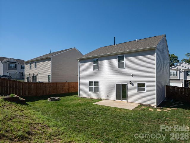 907 Newport Court, Asheville, NC 28806