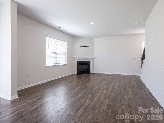 907 Newport Court, Asheville, NC 28806