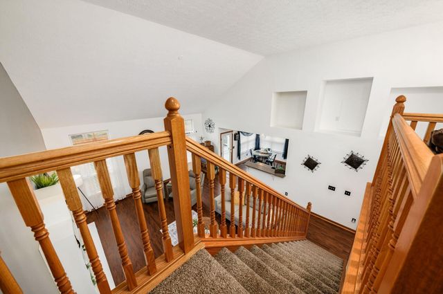 163 Fox Glen Drive W, Pickerington, OH 43147
