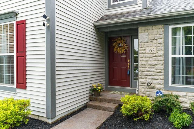 163 Fox Glen Drive W, Pickerington, OH 43147