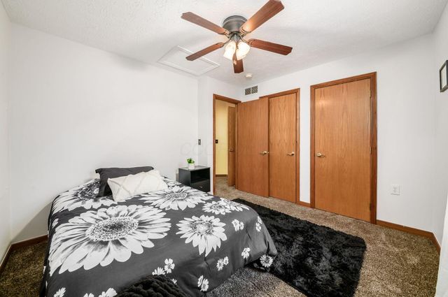 163 Fox Glen Drive W, Pickerington, OH 43147
