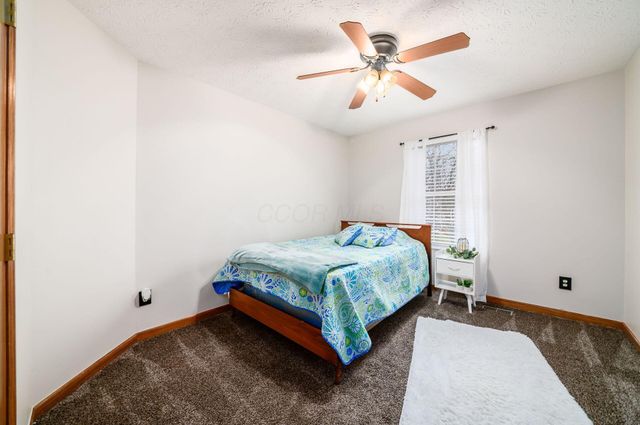 163 Fox Glen Drive W, Pickerington, OH 43147