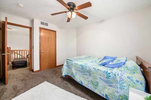 163 Fox Glen Drive W, Pickerington, OH 43147