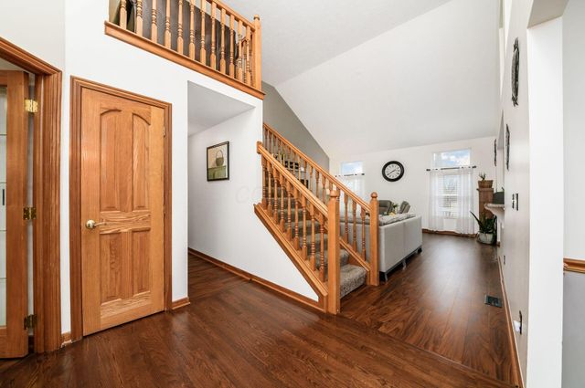 163 Fox Glen Drive W, Pickerington, OH 43147