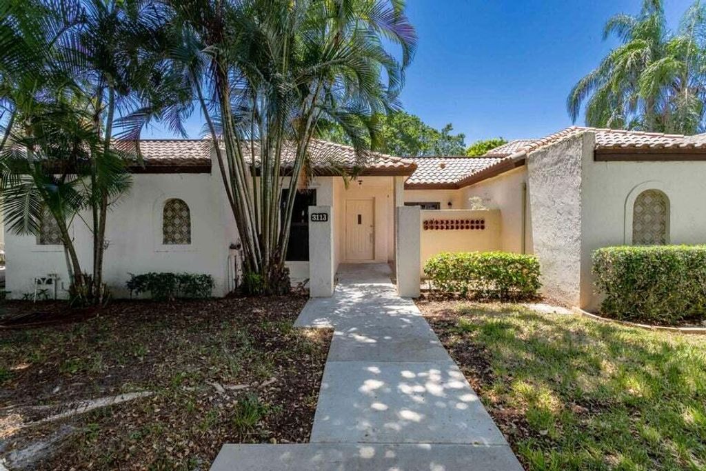 3113 Kingswood Terrace, Boca Raton, FL 33431