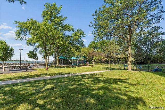 1001 W Jefferson Avenue 2H, Detroit, MI 48226