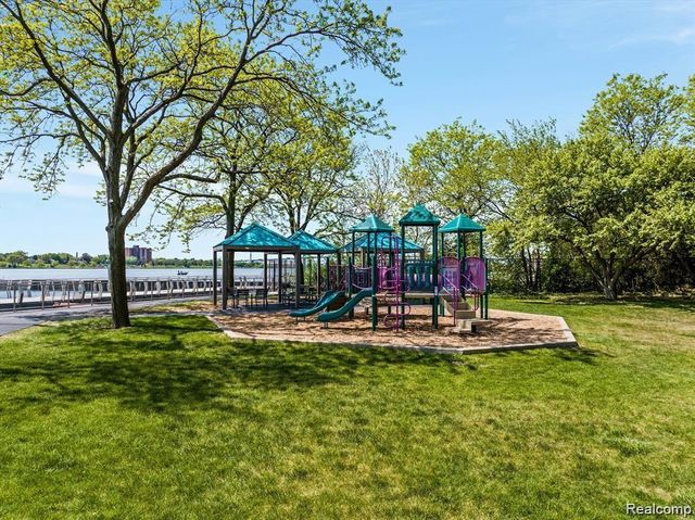 1001 W Jefferson Avenue 2H, Detroit, MI 48226