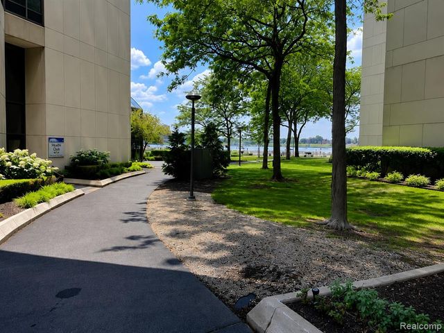 1001 W Jefferson Avenue 2H, Detroit, MI 48226