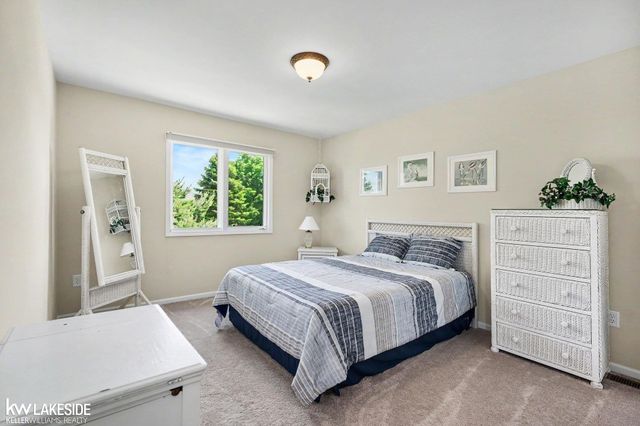 14407 Fruitwood Drive, Washington Twp, MI 48094