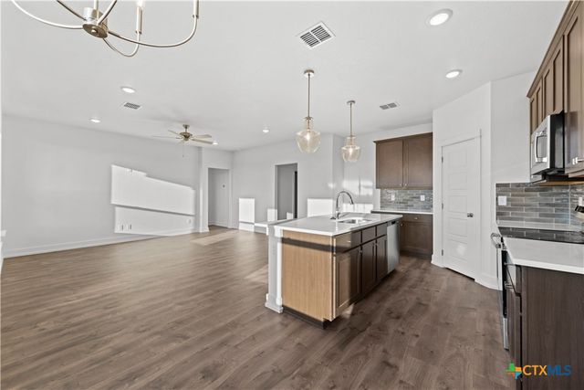 8909 Chalk Maple Drive, Killeen, TX 76542