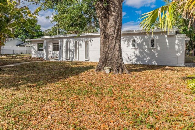 2065 DERBYSHIRE ROAD, Maitland, FL 32751