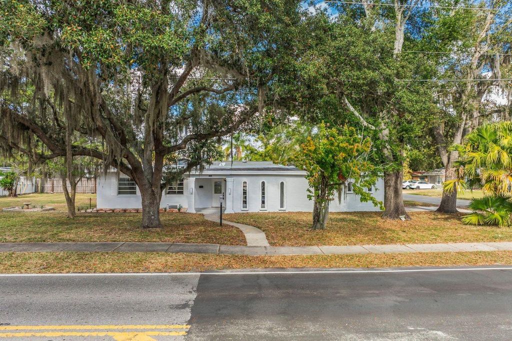 2065 DERBYSHIRE ROAD, Maitland, FL 32751