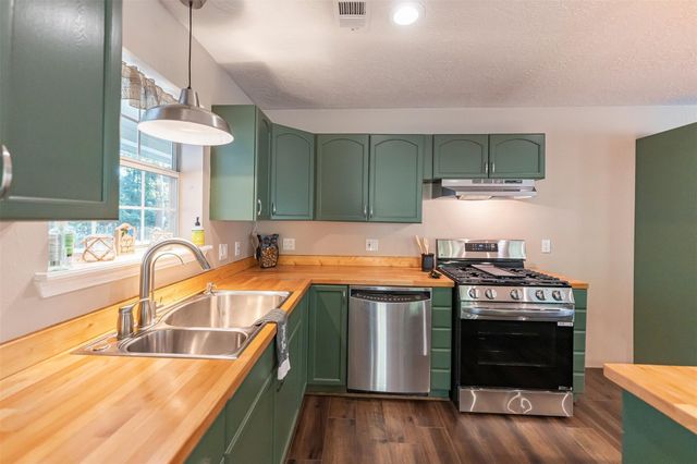 537 Mohawk Bend, Conroe, TX 77316