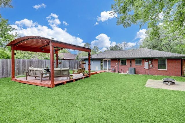 6837 Concho Street, Houston, TX 77074