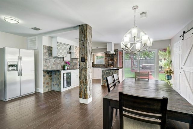6837 Concho Street, Houston, TX 77074