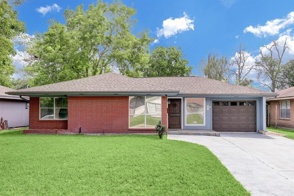 6837 Concho Street, Houston, TX 77074