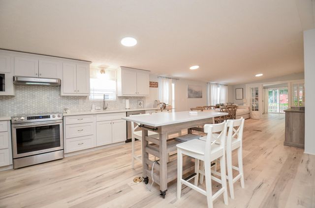 14186 Shadow Bay Drive, Willis, TX 77318