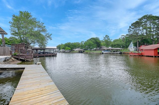 14186 Shadow Bay Drive, Willis, TX 77318