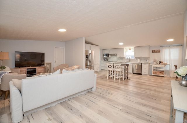 14186 Shadow Bay Drive, Willis, TX 77318