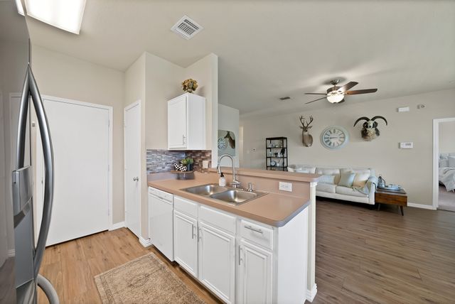 2725 Ensenada Lane, Fort Worth, TX 76108
