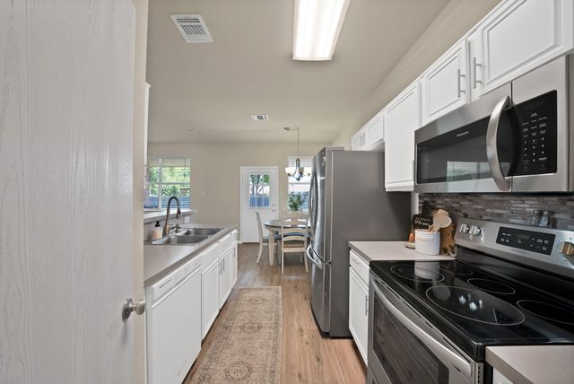 2725 Ensenada Lane, Fort Worth, TX 76108