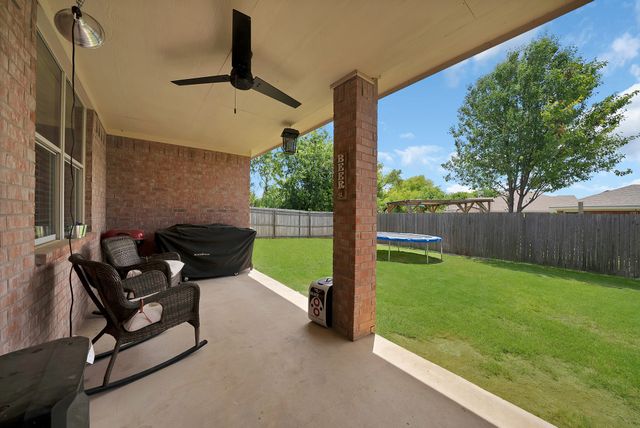 2725 Ensenada Lane, Fort Worth, TX 76108
