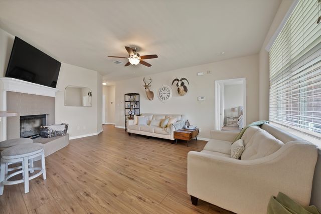 2725 Ensenada Lane, Fort Worth, TX 76108