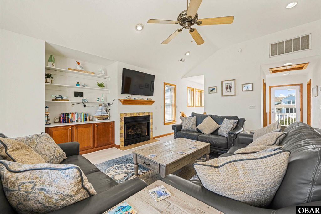 Image 6 of property listing at 1212 Windance Lane Lot #100, Corolla, NC 27927