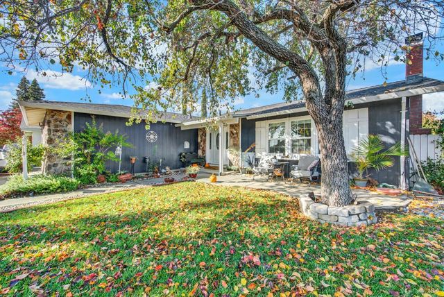 706 Blue Ridge Ln, Vacaville, CA 95688