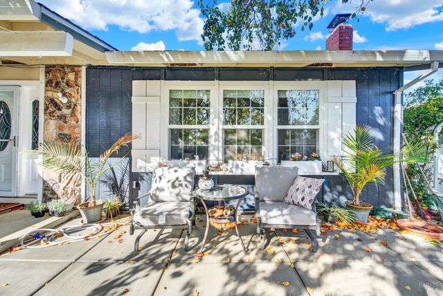 706 Blue Ridge Ln, Vacaville, CA 95688